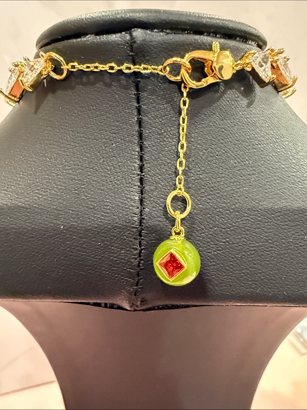 Kate Spade |♠️| Gold Plated Martini & Olive Crystal Dangle Bracelet | Medium - Picture 3 of 4